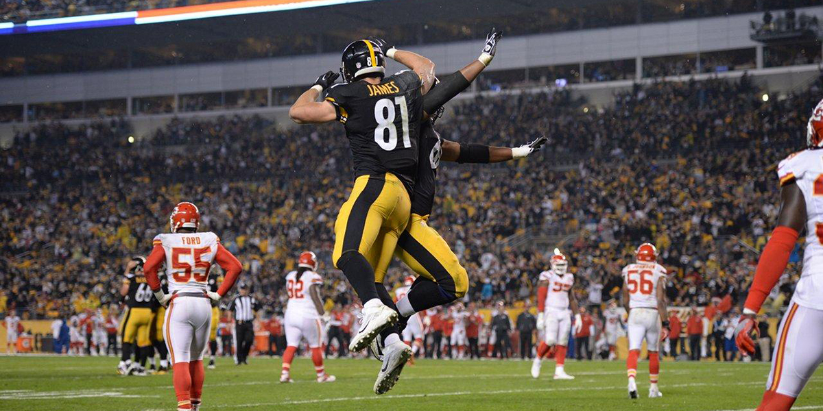 Pittsburgh Steelers tight end Jesse James
