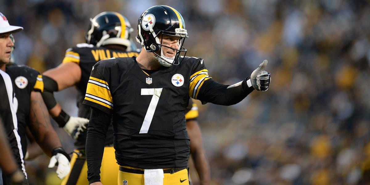Pittsburgh Steelers quarterback Ben Roethlisberger throws a pass during 2016 season