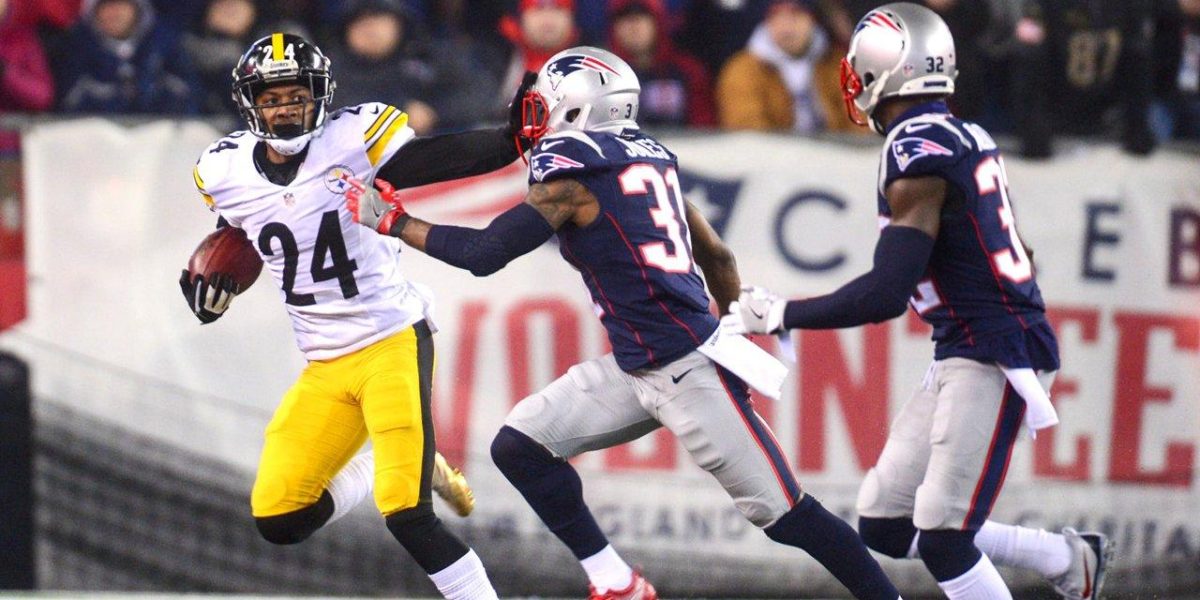 Justin Gilbert returns a kickoff against the Patriots