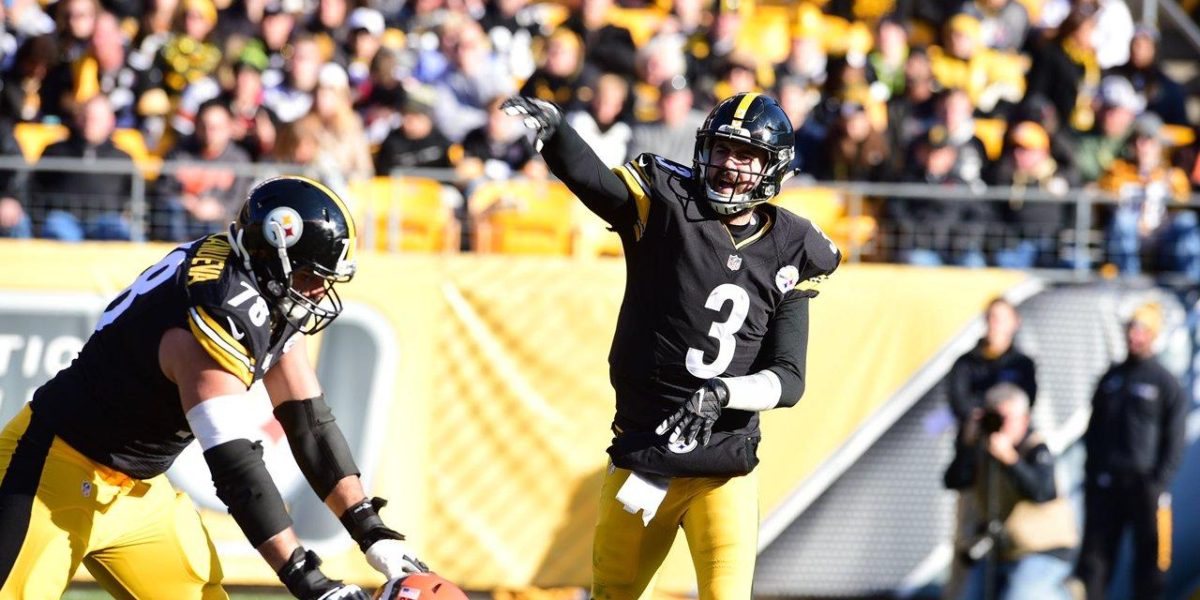 Steeler QB Landry Jones throws a pass