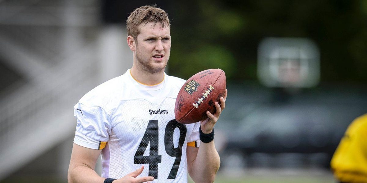 Pittsburgh Steelers long snapper Colin Holba