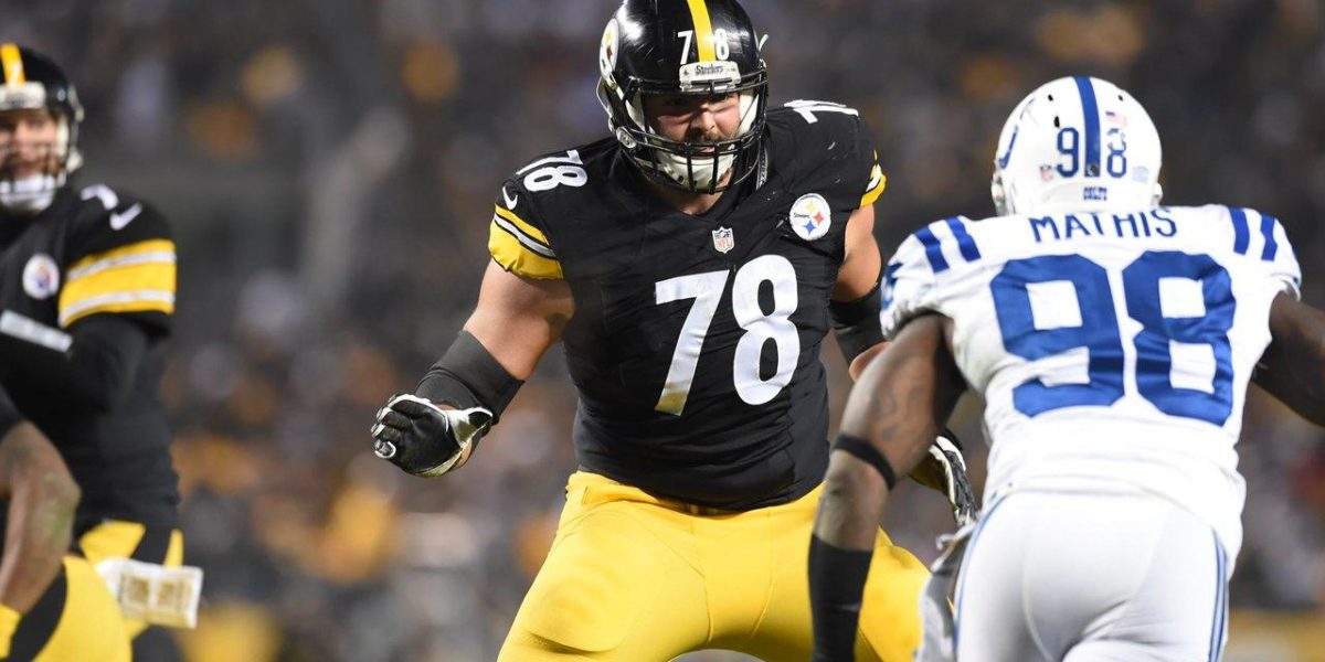 Pittsburgh Steelers left tackle Alejandro Villanueva