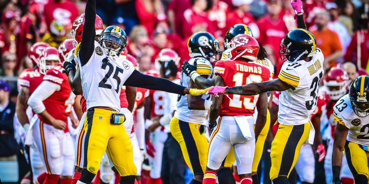 Pittsburgh Steelers CB Artie Burns and Mike Hilton