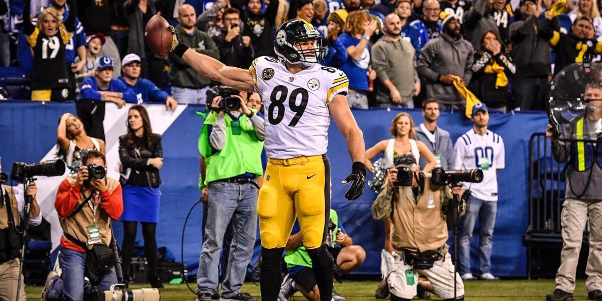 Pittsburgh Steelers TE Vance McDonald