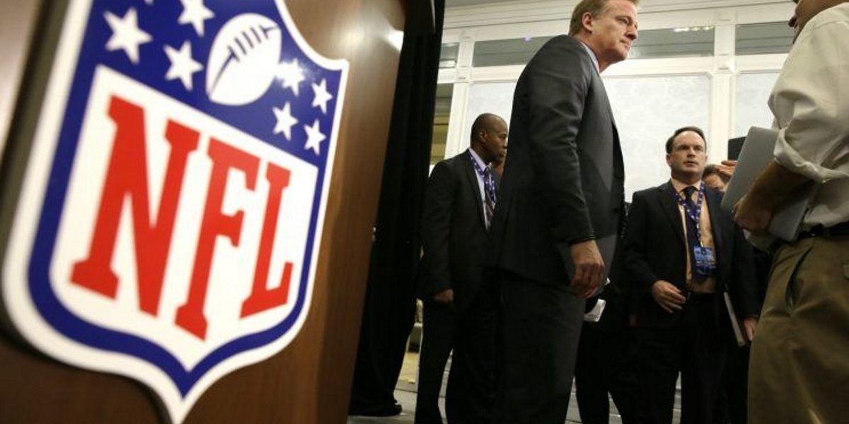 NFL commissioner Roger Goodell speaks at the owner's meetings in 2017 (AP Image)