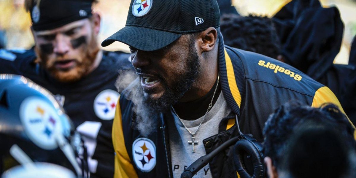 Pittsburgh Steelers head coach Mike Tomlin