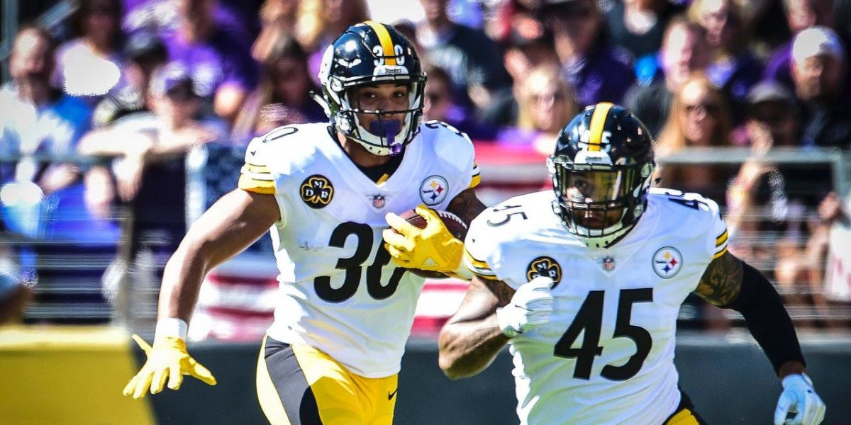 Pittsburgh Steelers RB James Conner and FB Roosevelt Nix