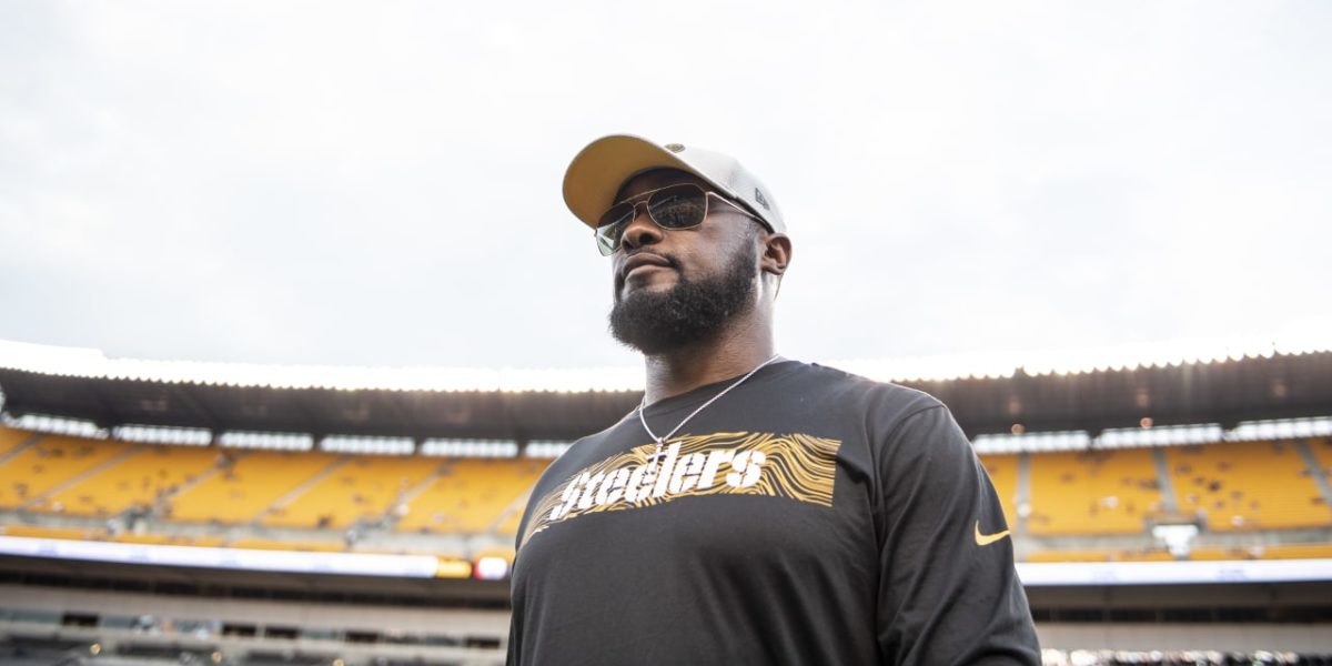 Pittsburgh Steelers head coach Mike Tomlin