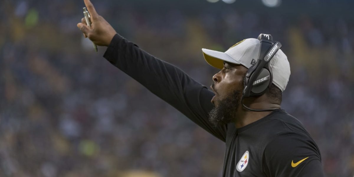 Pittsburgh Steelers head coach Mike Tomlin