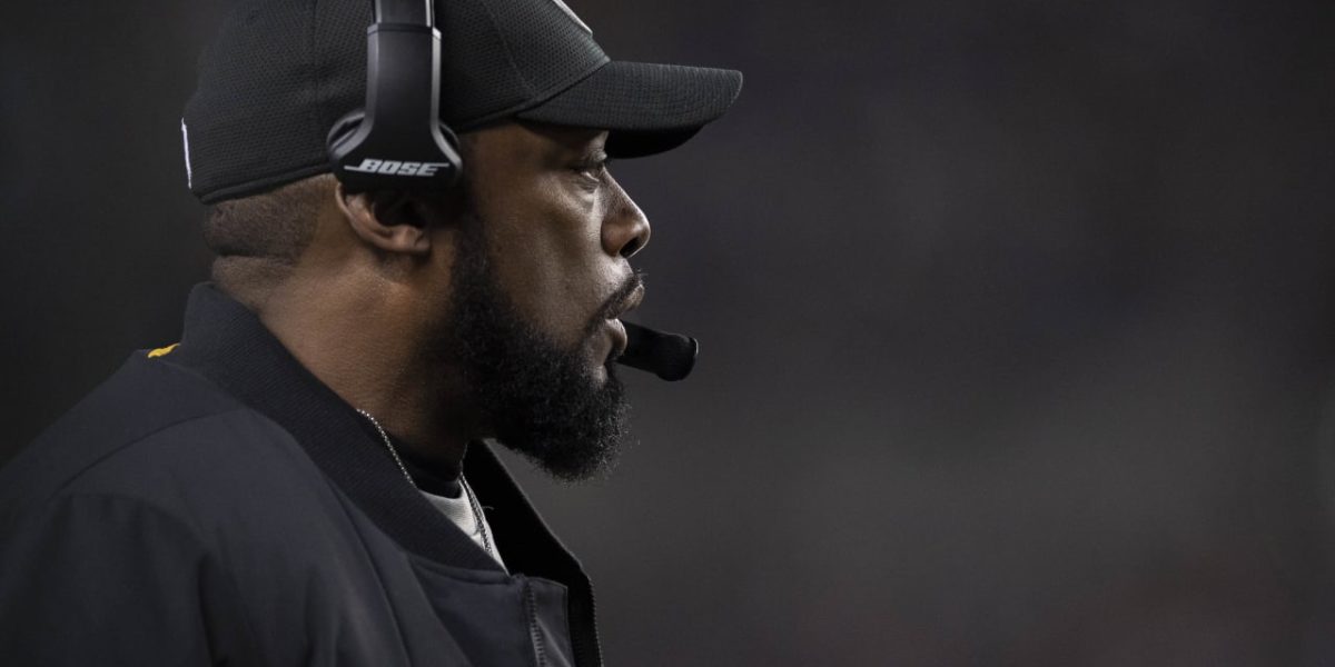 Pittsburgh Steelers head coach Mike Tomlin