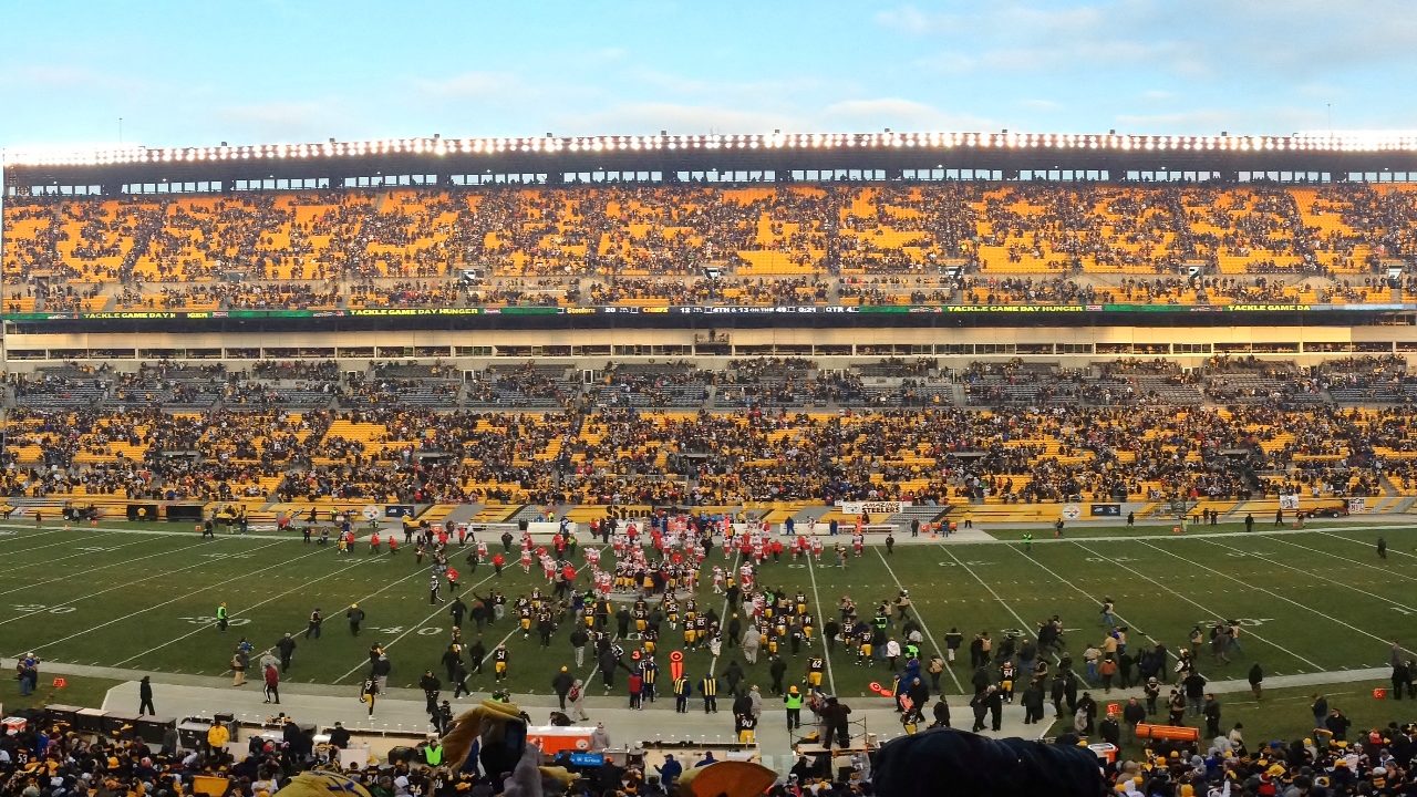 The Pittsburgh Steelers host the Kansas City Chiefs at Heinz Field (wikicommons)