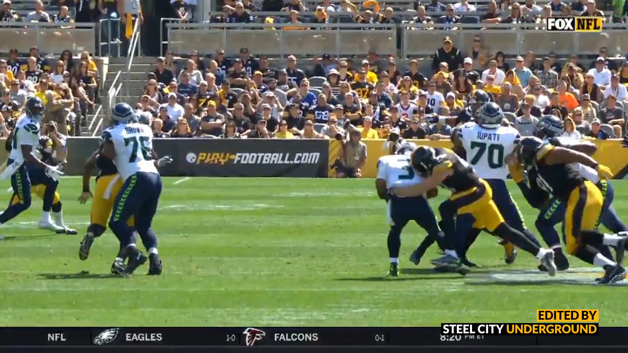 Steelers LB T.J. Watt sacks Russell Wilson