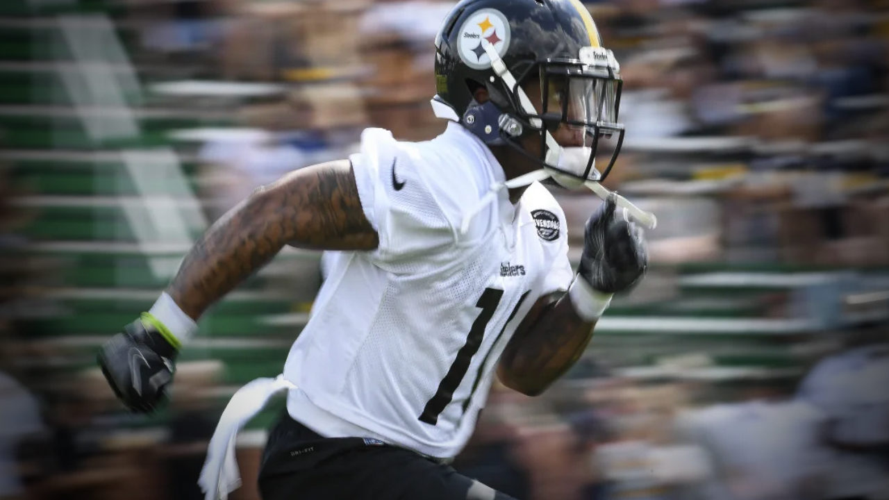 Receiver Quadree Henderson works out with the Pittsburgh Steelers at their 2018 NFL training camp