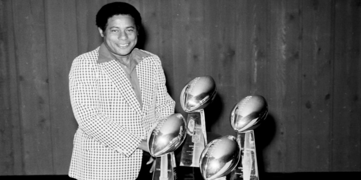 Longtime Pittsburgh Steelers scout and sports journalist Bill Nunn Jr. with the Lombardi Trophies won in the 1970s (AP Photos)