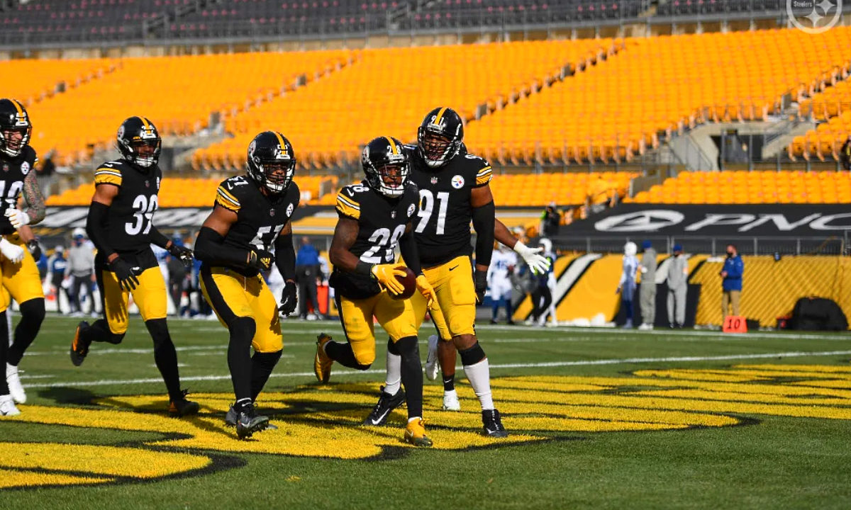 Pittsburgh Steelers defensive back Mike Hilton