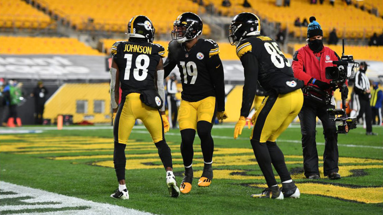 Pittsburgh Steelers WRs Diontae Johnson, JuJu Smith-Schuster and TE Eric Ebron