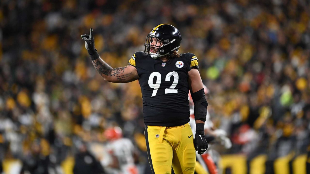 Pittsburgh Steelers DE Isaiahh Loudermilk