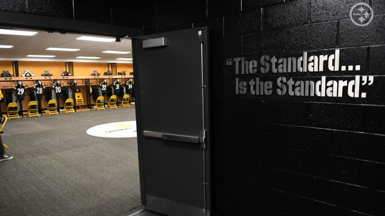 Pittsburgh Steelers locker room Heinz Field