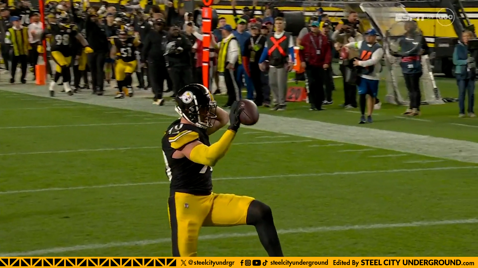 Steelers vs. Browns, Week 3: 1st quarter live in-game update - Behind the  Steel Curtain