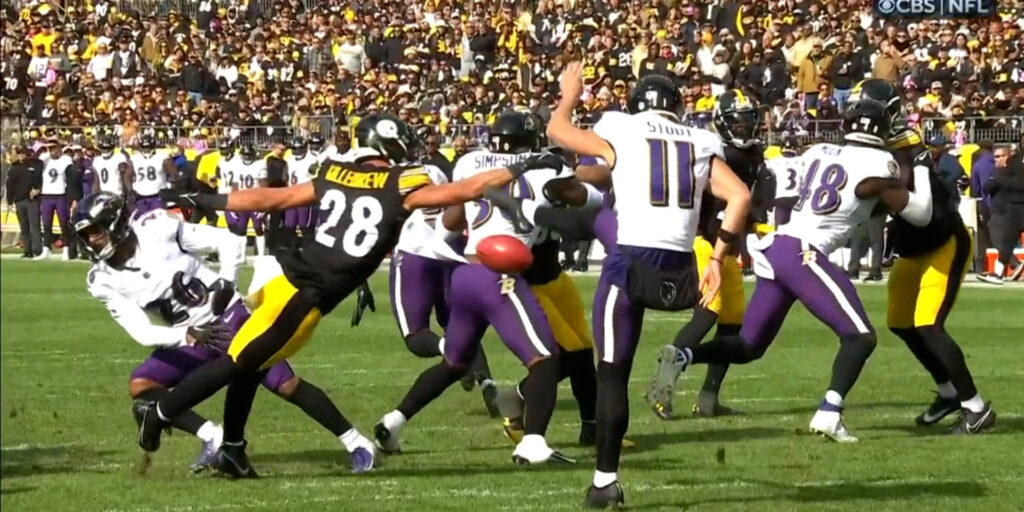 Watch: Killebrew's punt block results in safety for Steelers