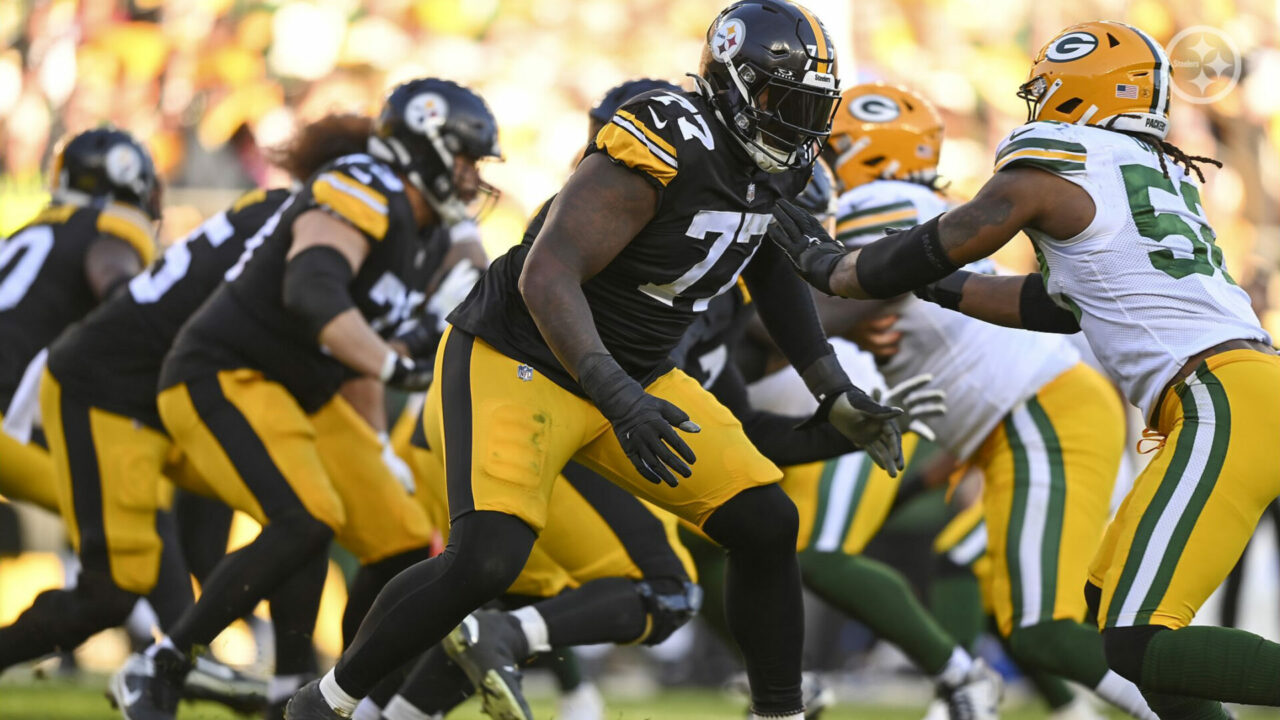 Pittsburgh Steelers OT Broderick Jones