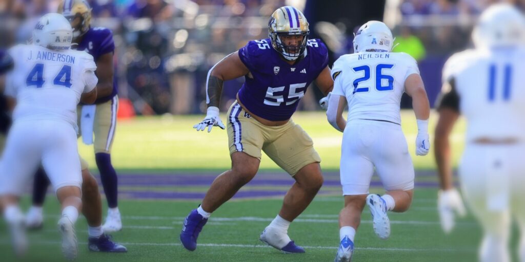 Troy Fautanu (OT) of the Washington Huskies