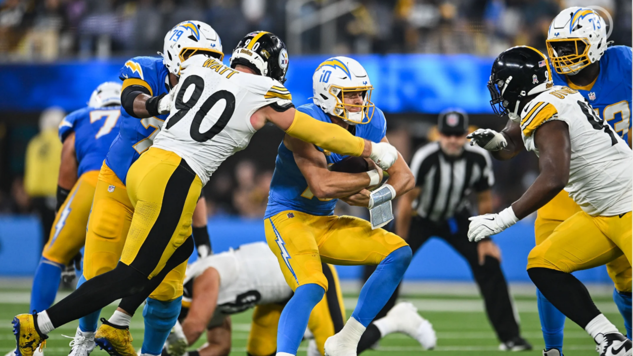 T.J. Watt (90) of the Pittsburgh Steelers