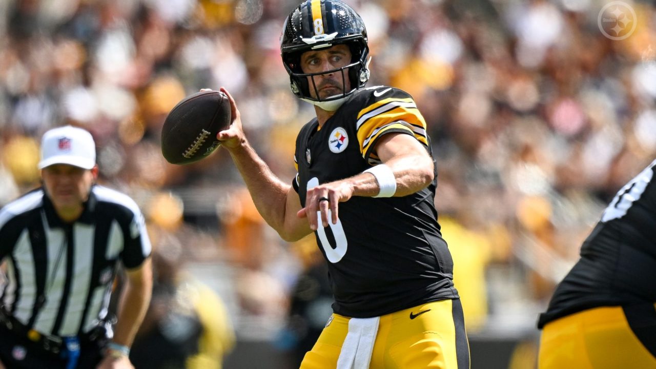 Pittsburgh Steelers QB Aaron Rodgers