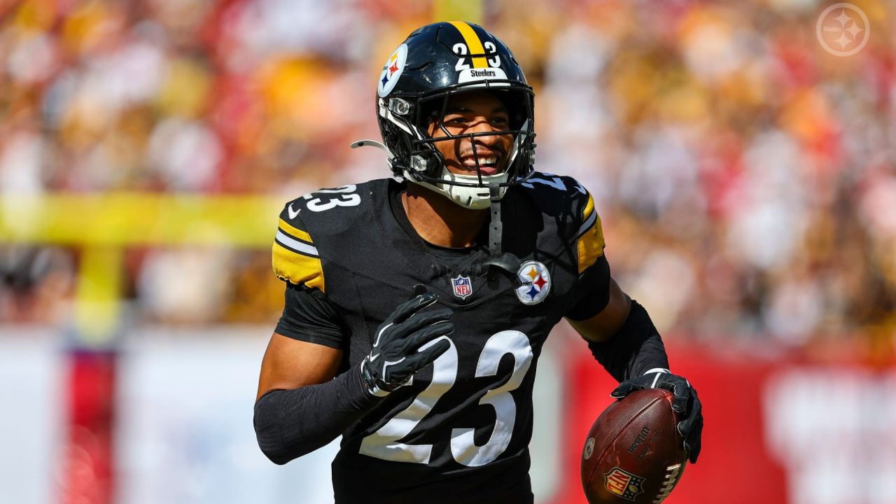 Pittsburgh Steelers CB Daylen Everette